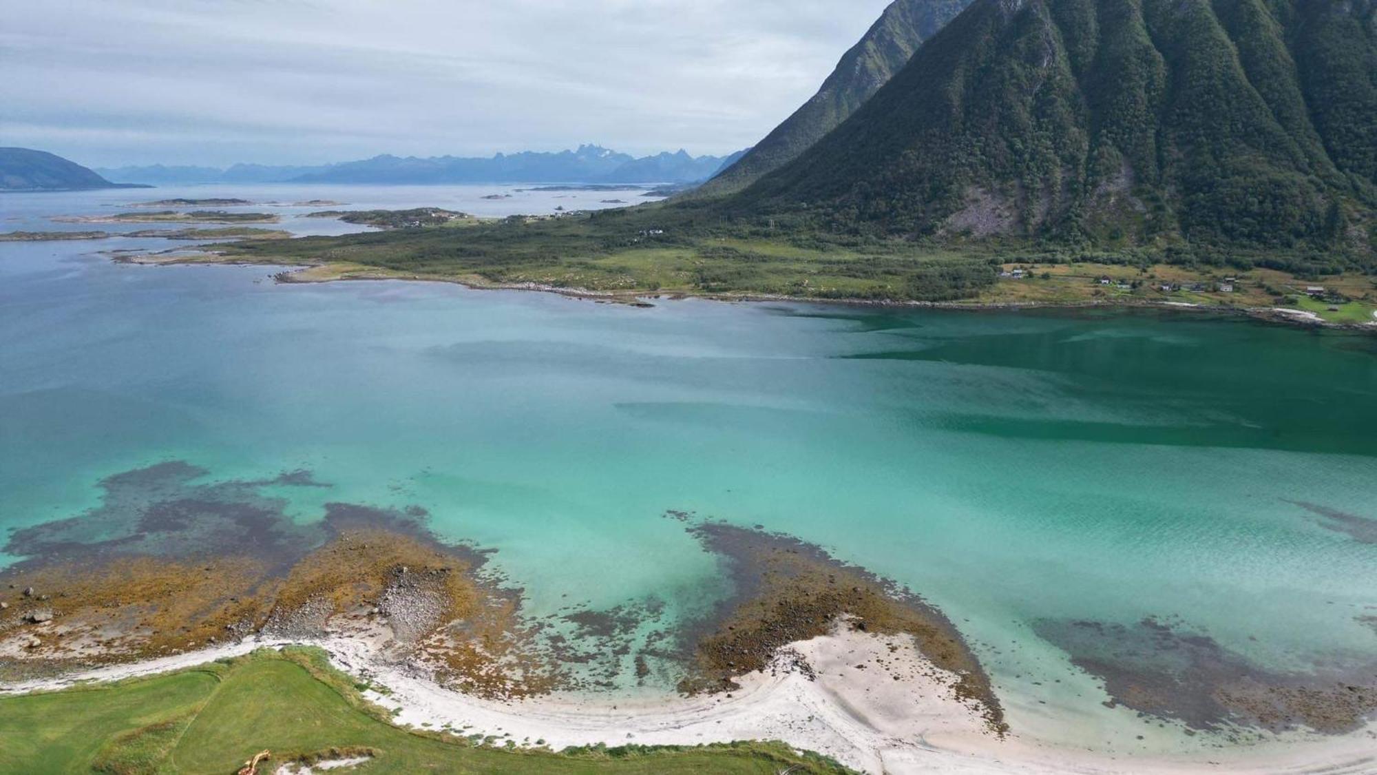Midnattsolveien 3158,Sommarhusstrand Laukvik Lofoten Norway Eksteriør billede