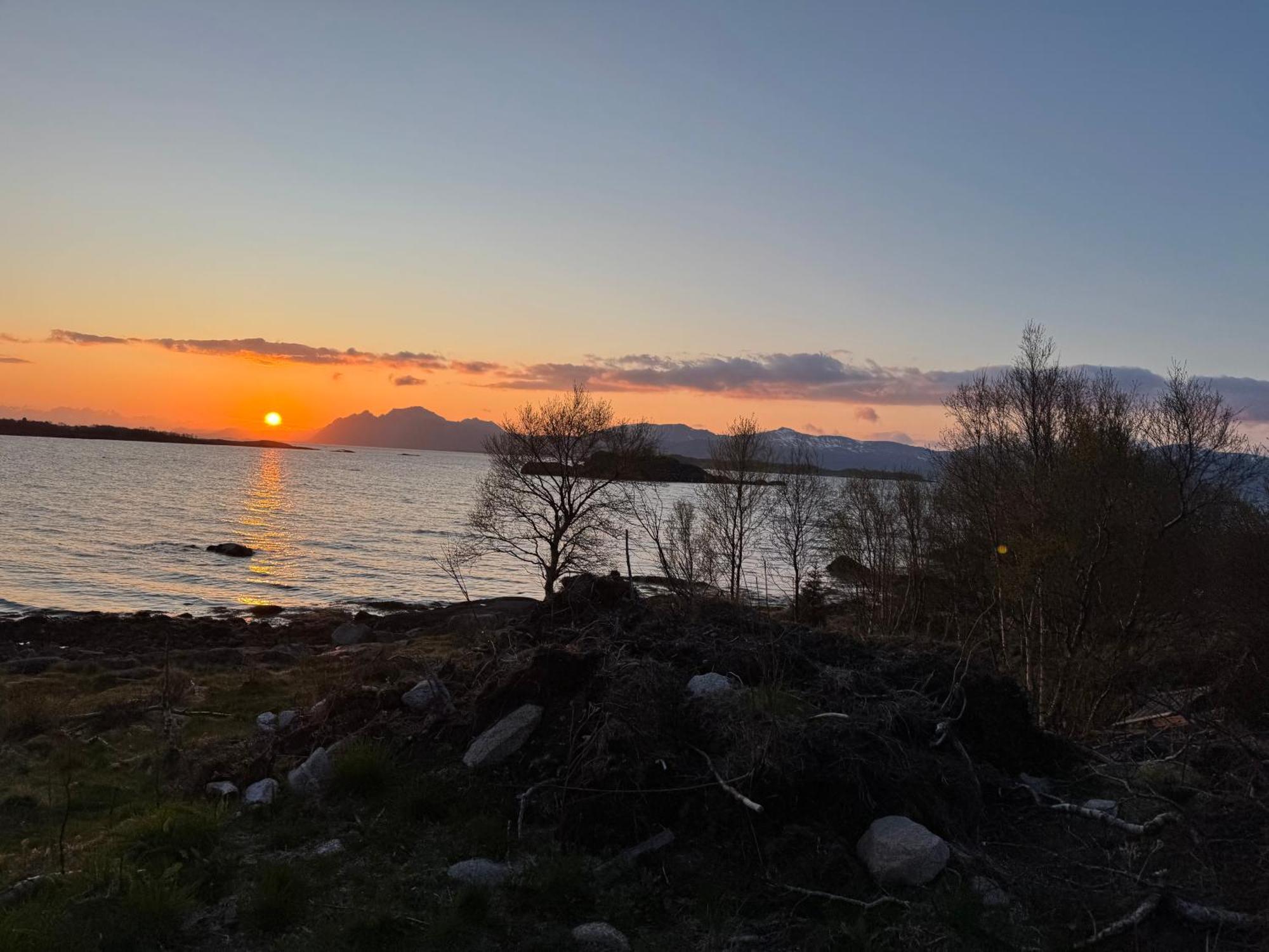 Midnattsolveien 3158,Sommarhusstrand Laukvik Lofoten Norway Eksteriør billede